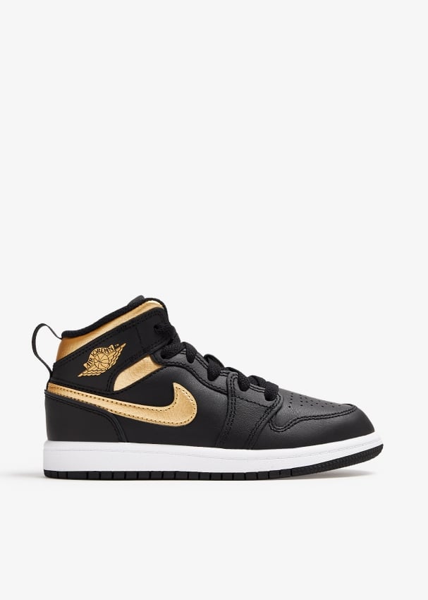 Nike Jordan 1 Mid sneakers for Unisex Black in Oman Level Shoes