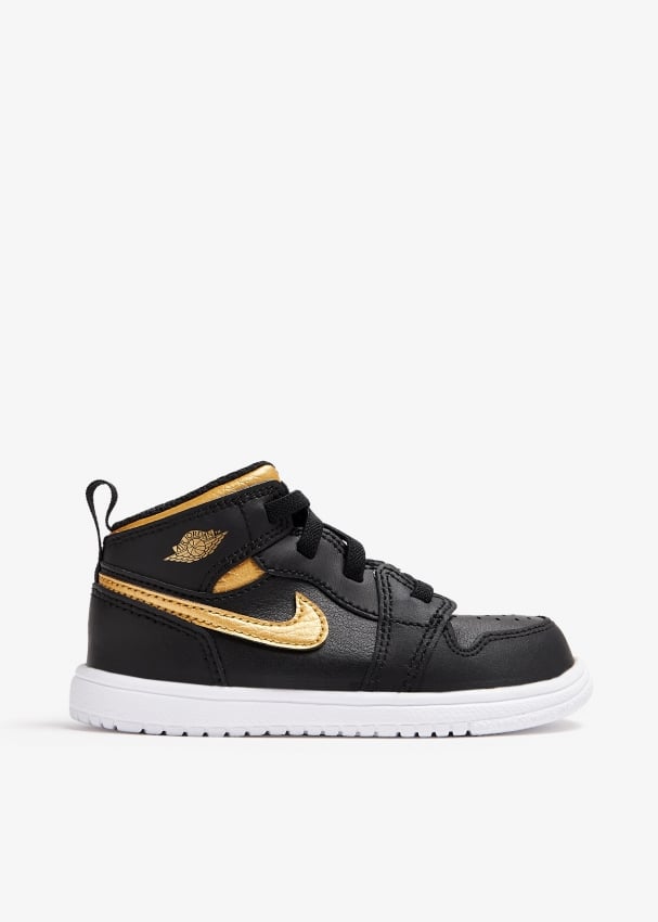 Nike Jordan 1 Mid Alt sneakers for Boy Black in UAE Level Shoes