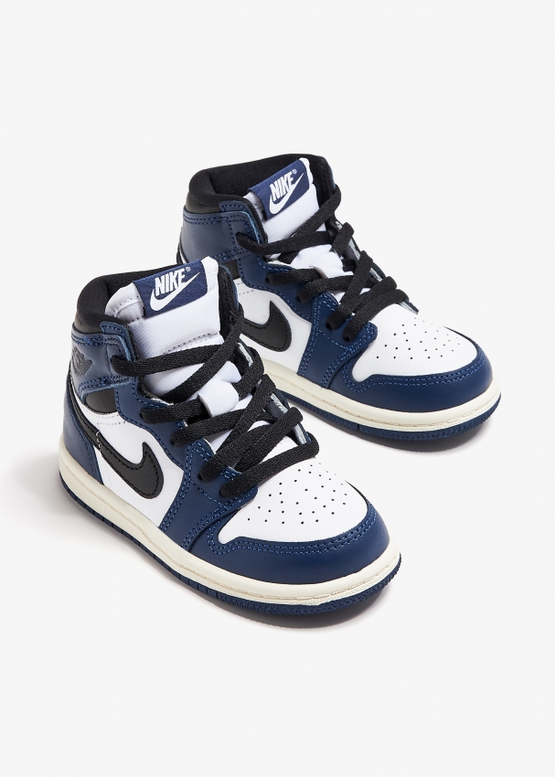 Nike Air Jordan 1 Retro High OG sneakers for Boy Blue in Bahrain Level Shoes