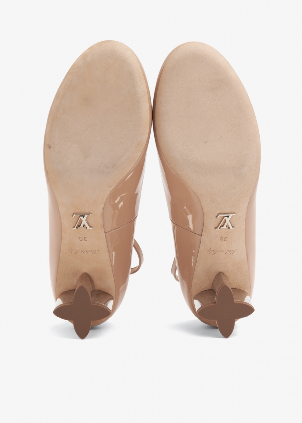 Louis Vuitton Pre-Loved Monogram Heart flat sandals price in Dubai