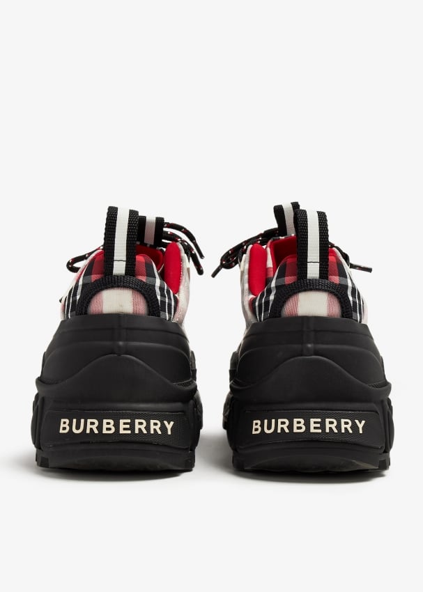 Burberry arthur sneaker womens best sale