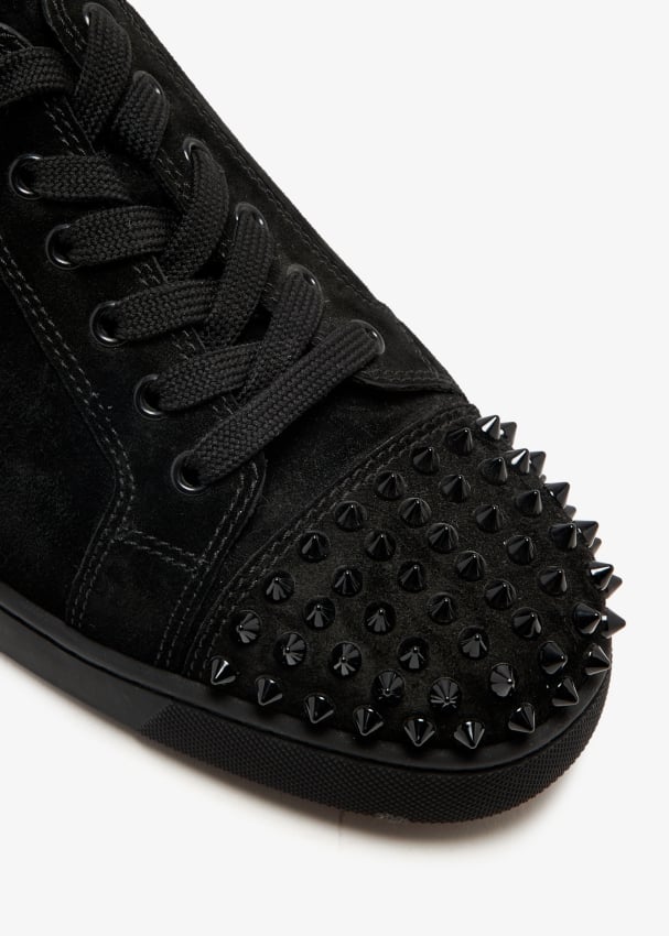 Louboutin junior spike black online