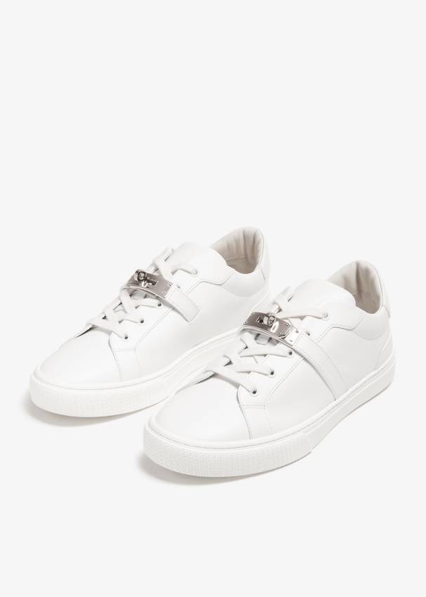 Hermès Pre-Loved Day sneakers for Men - White in UAE | Level Shoes