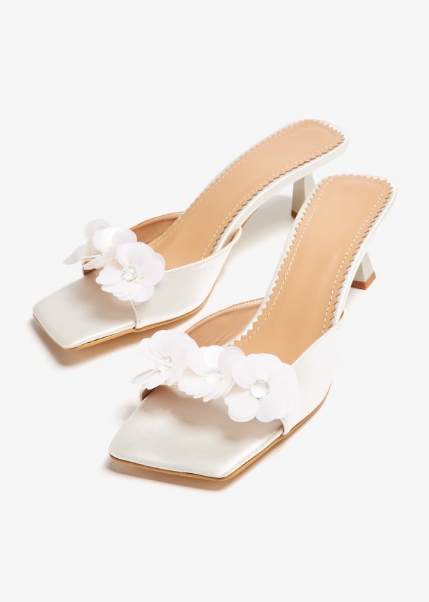 sandalsfleursdelune-offwht_7.jpg