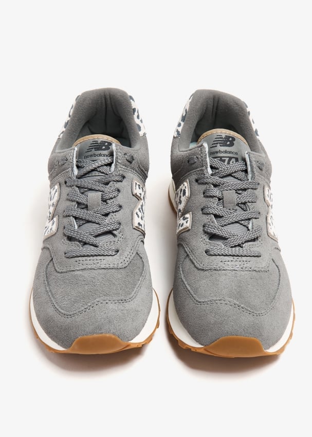 New Balance 574 sneakers for Women Grey in Bahrain Level Shoes