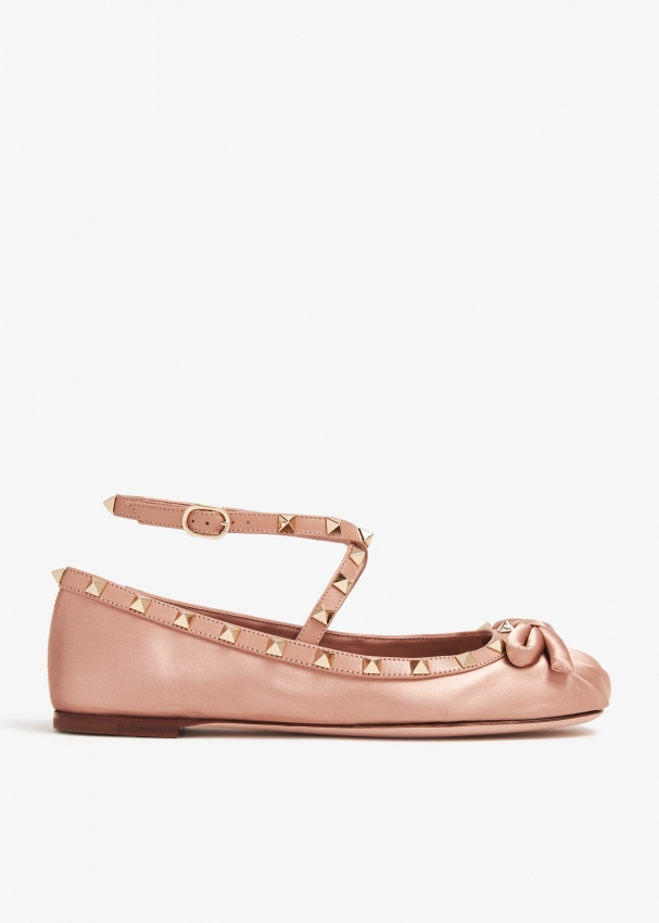 Shop Flats for Women in UAE | Level Shoes