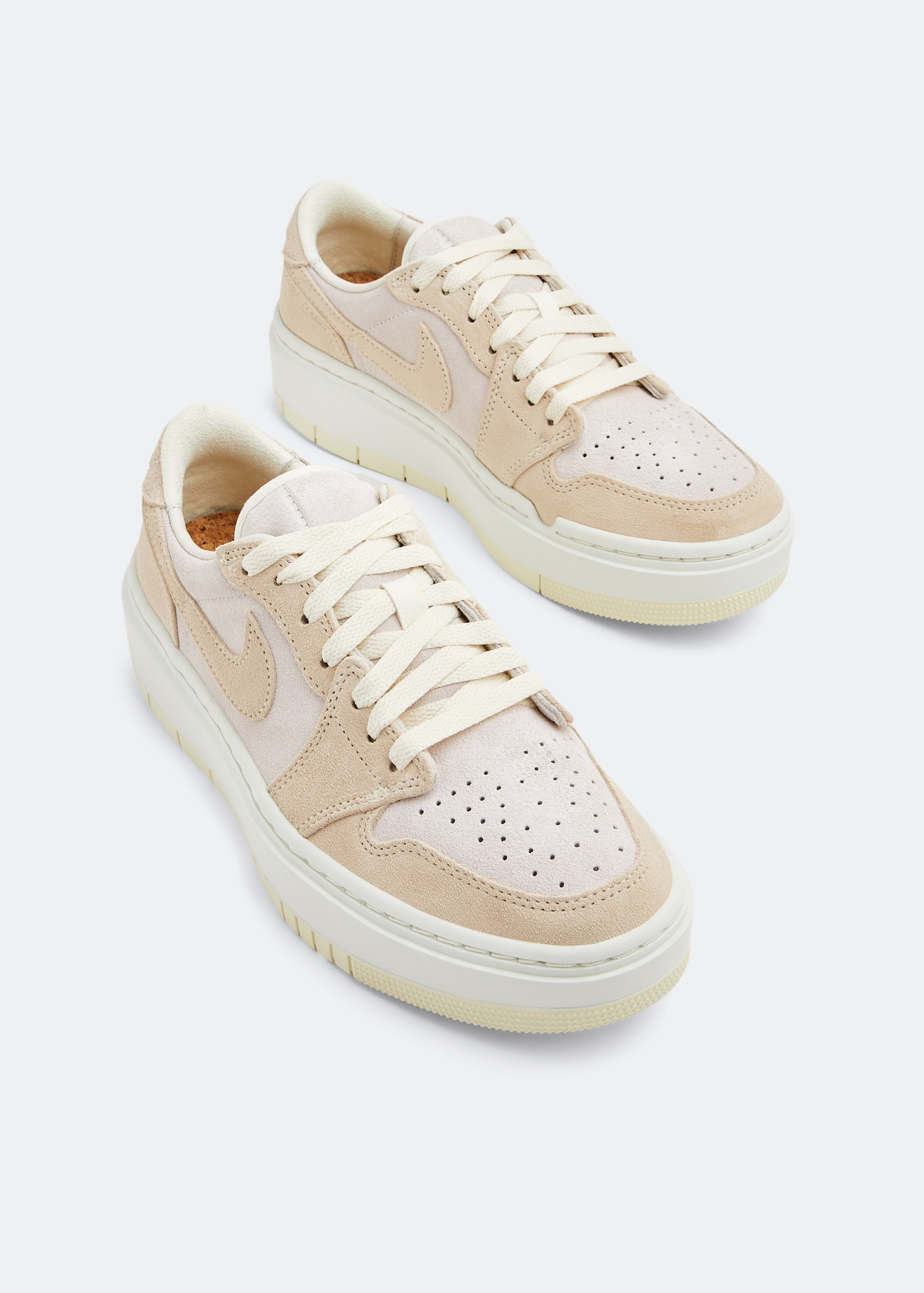 Air jordan 1 low hotsell beige suede