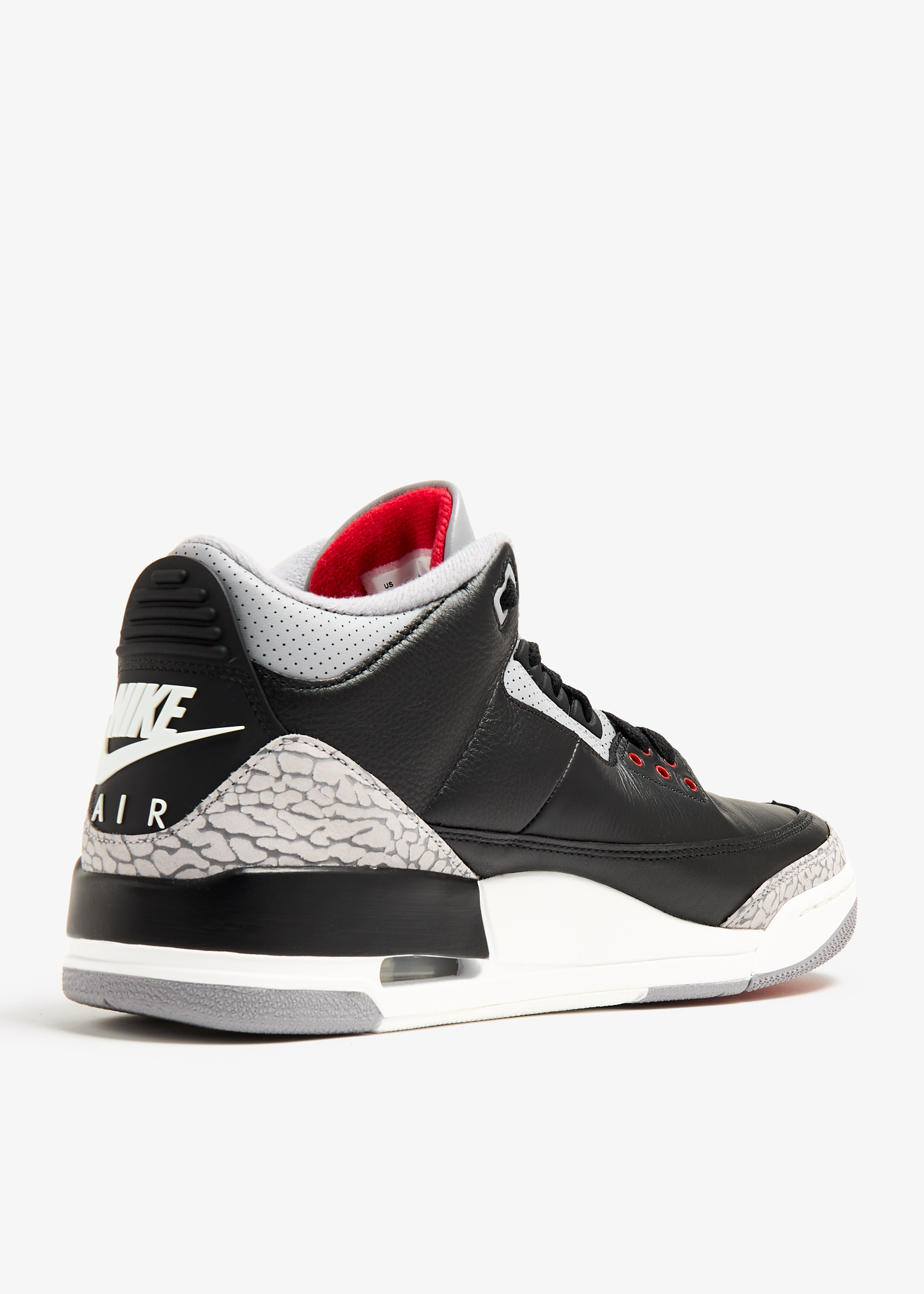 Nike jordan black cement hotsell