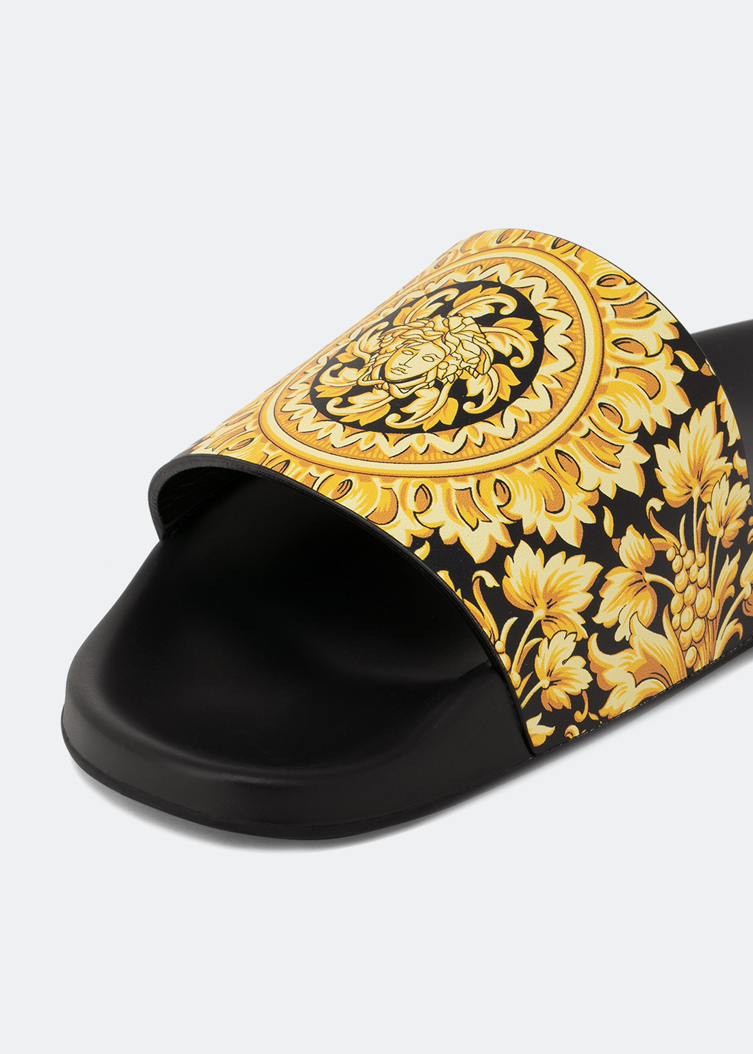 Versace 2025 baroque slides