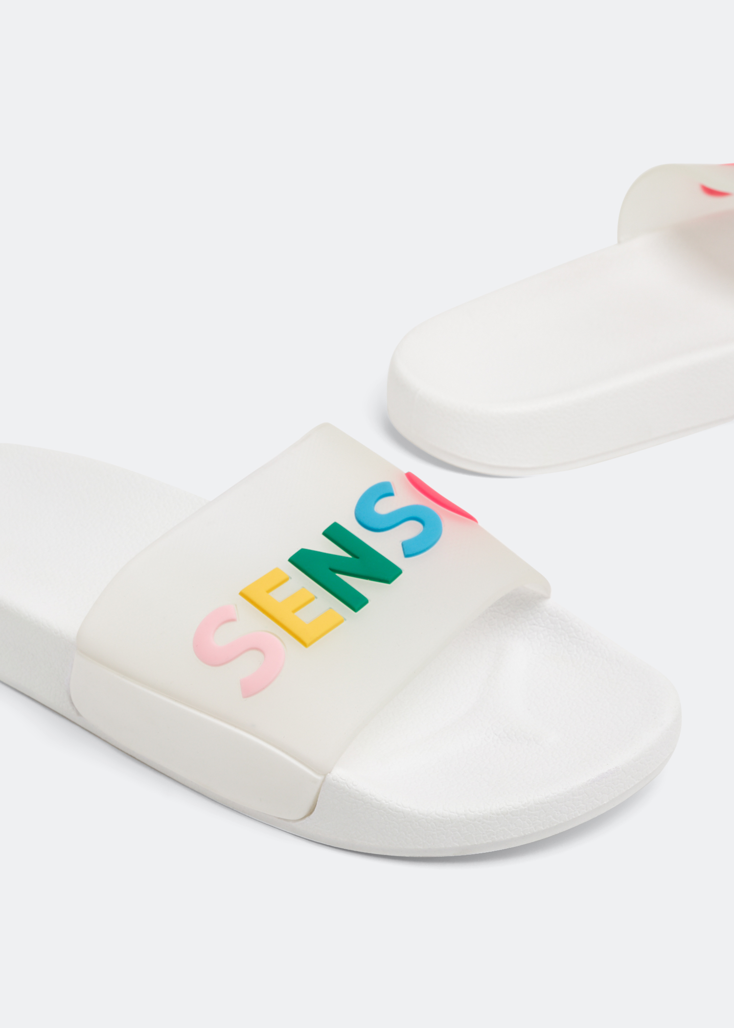 

Eden slides, Neutral