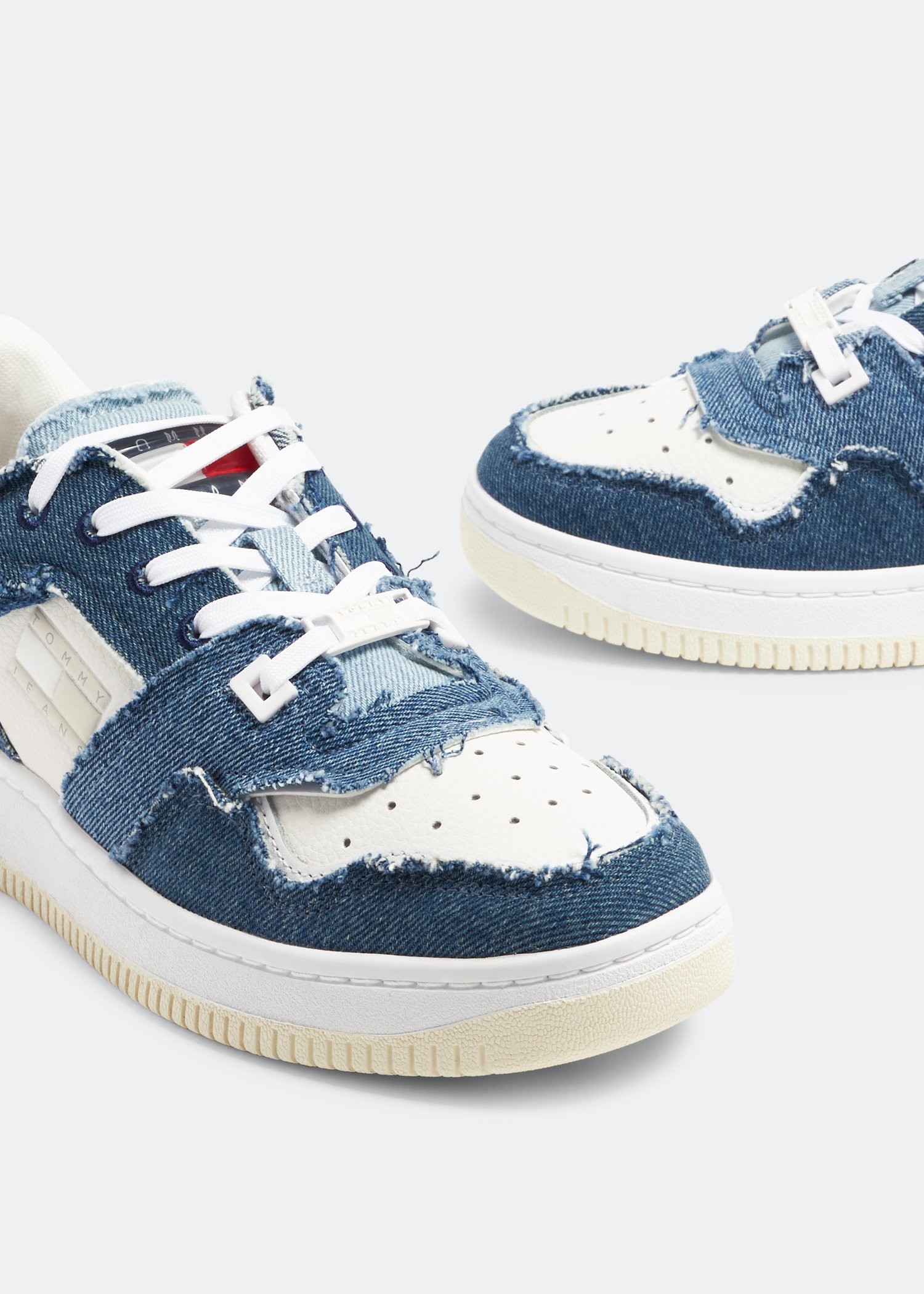 Tommy hilfiger sneakers deals womens