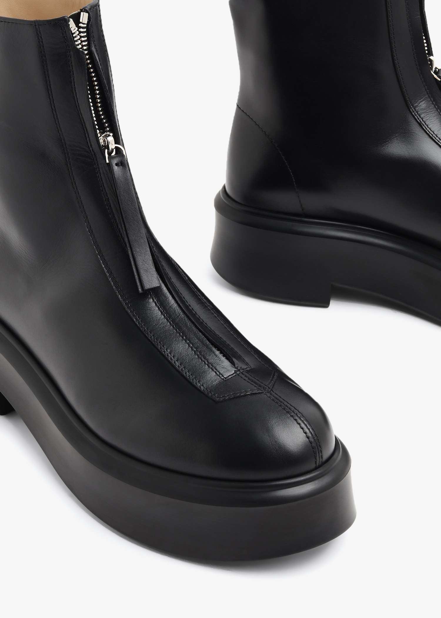 The Row Zipped boots for Women - Black in Bahrain | Level Shoes