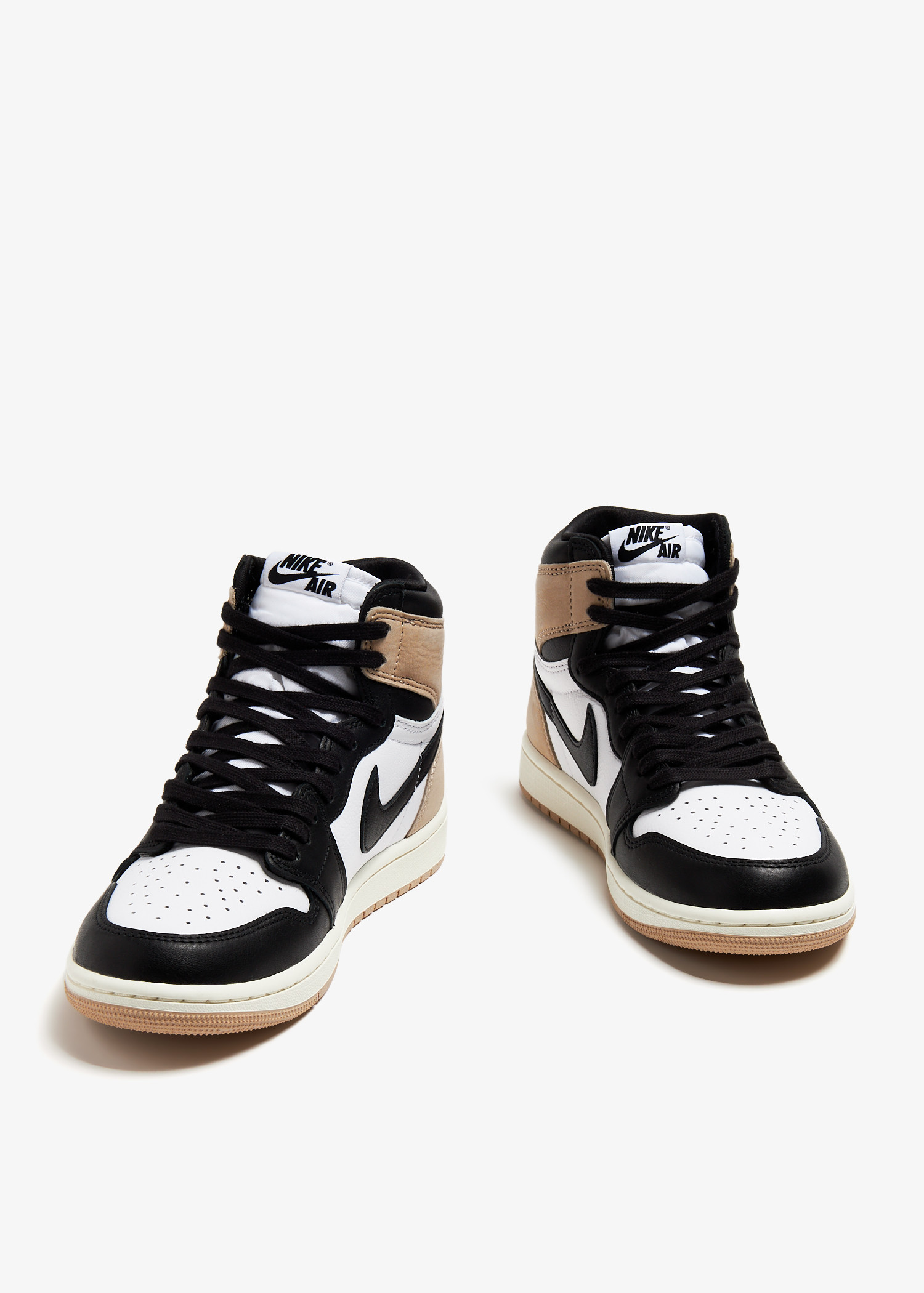 Jordan retro 1 womens hotsell