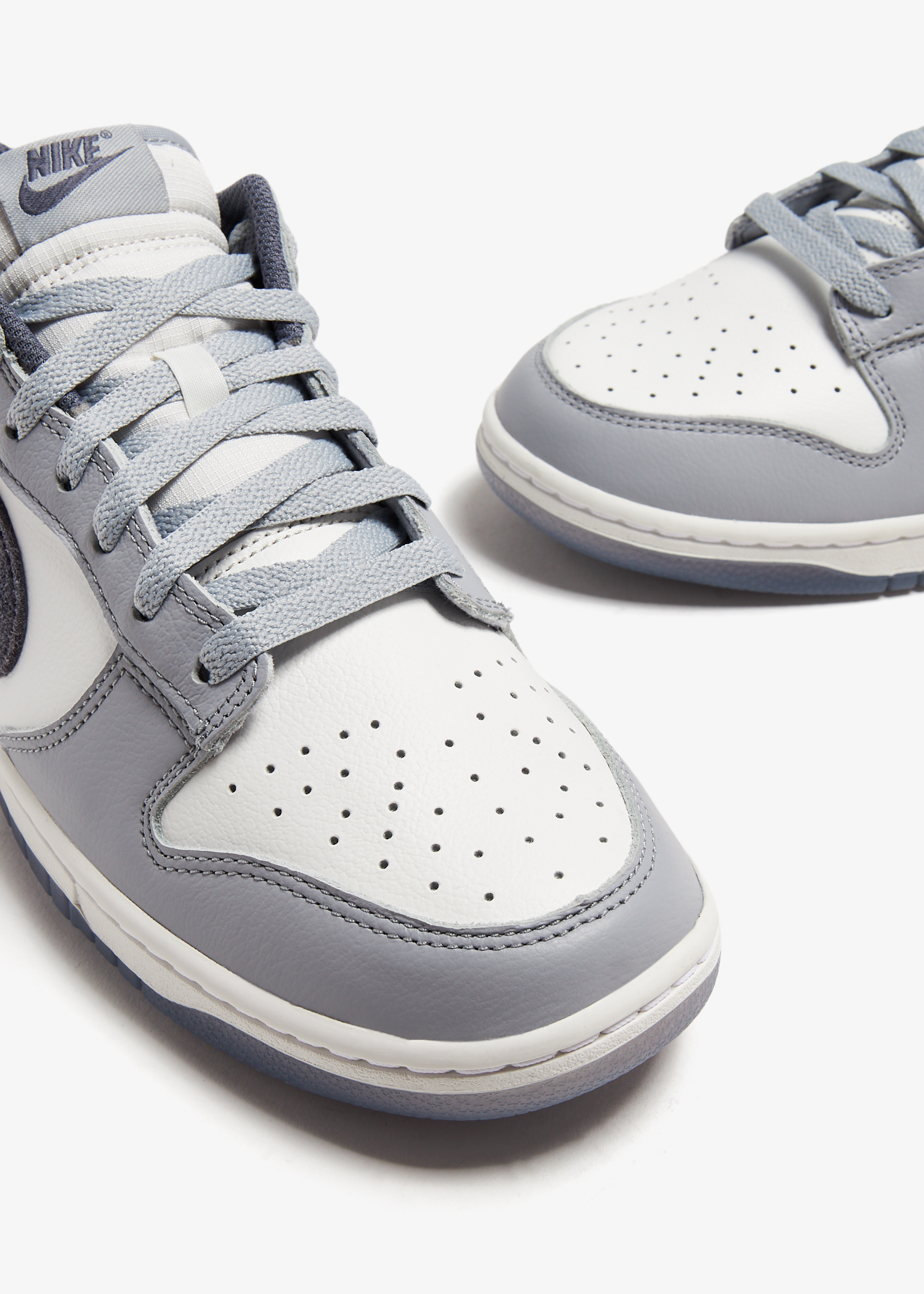 Nike Dunk Low Retro PRM sneakers for Men - Grey in Qatar | Level Shoes