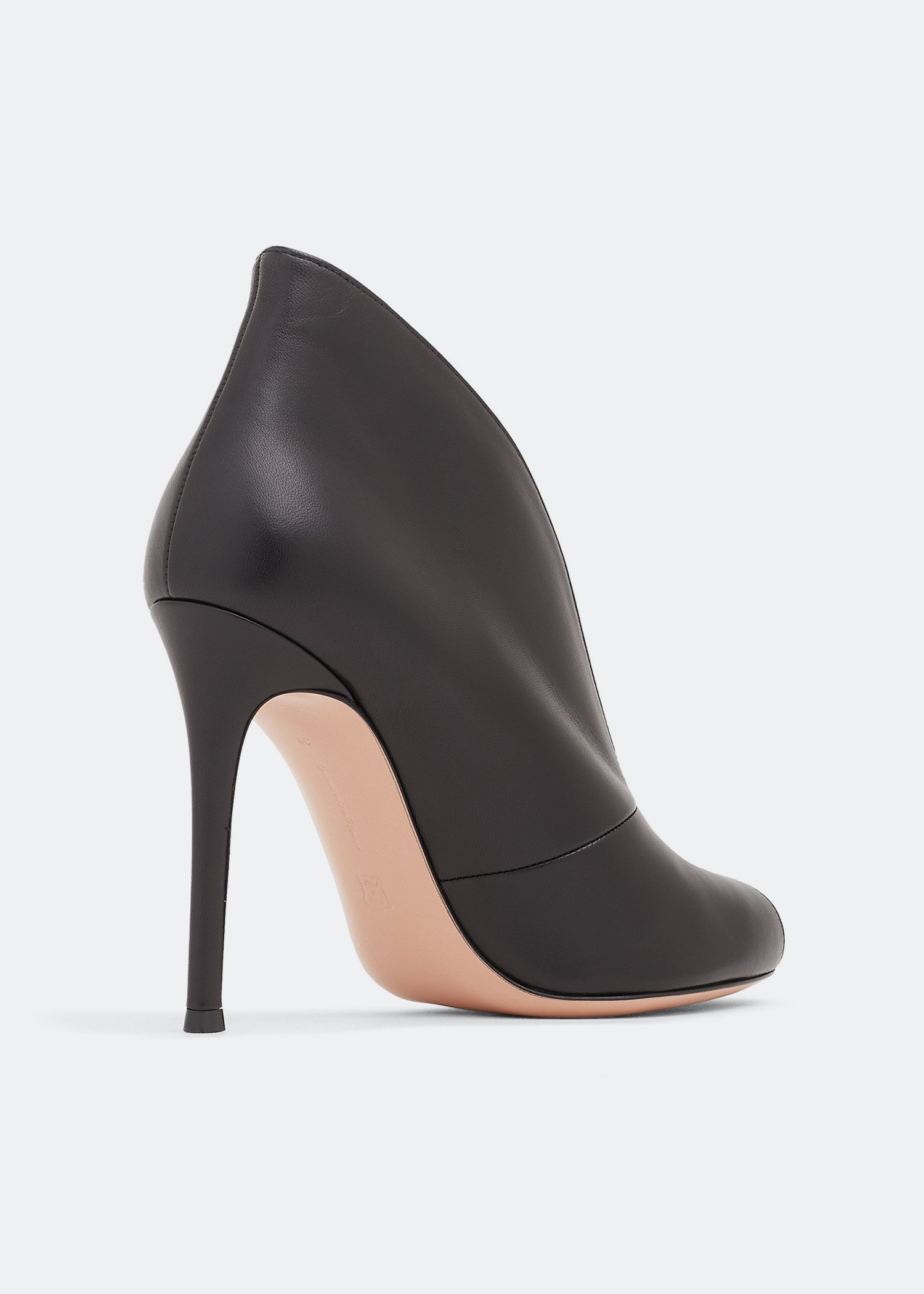 Gianvito Rossi Vamp leather booties for Women Black in Kuwait Level Shoes