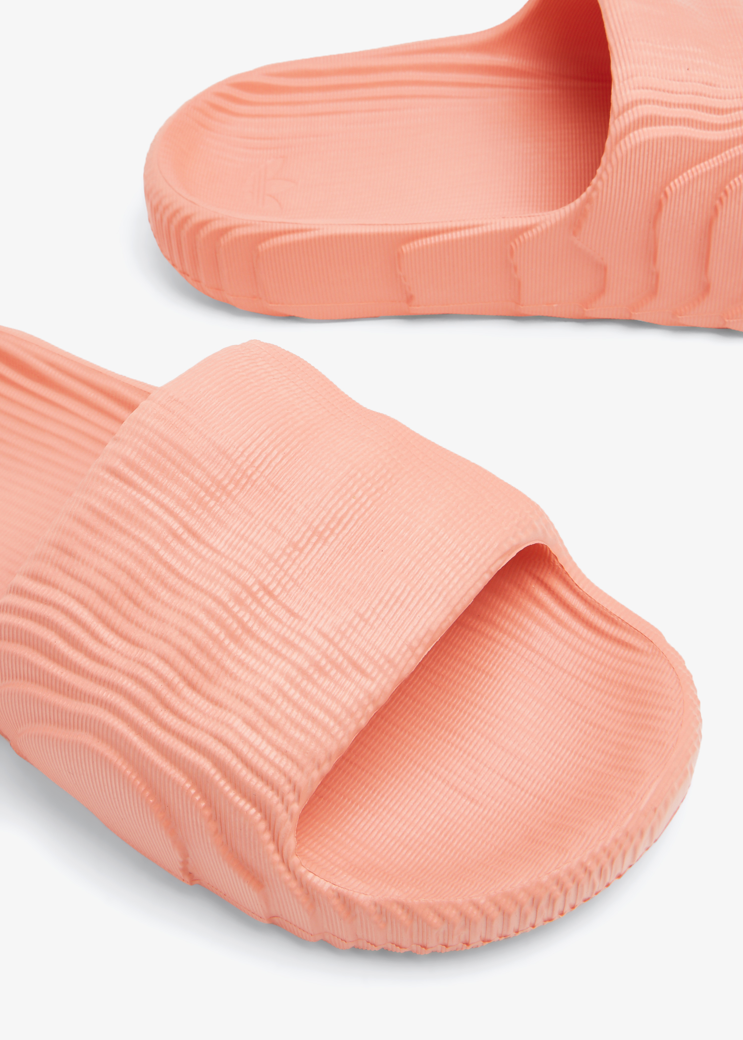 Adidas adilette online coral