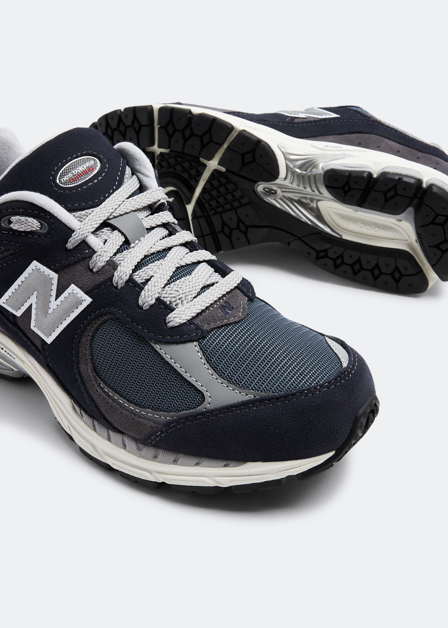 New Balance 2002R sneakers for Men - Blue in UAE | Level Shoes