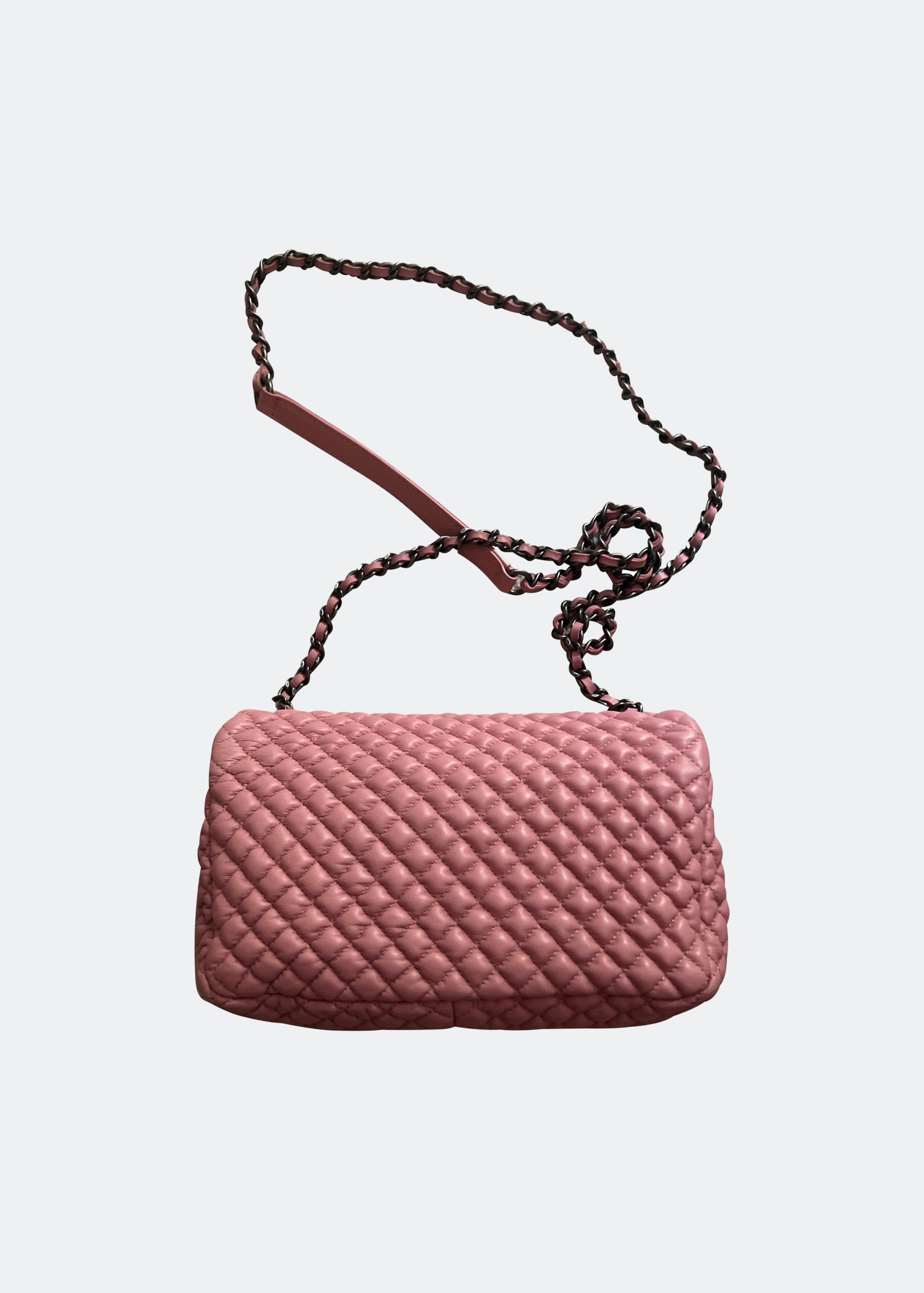 

Medium CC micro-quilted flap bag in pink calfskin leather