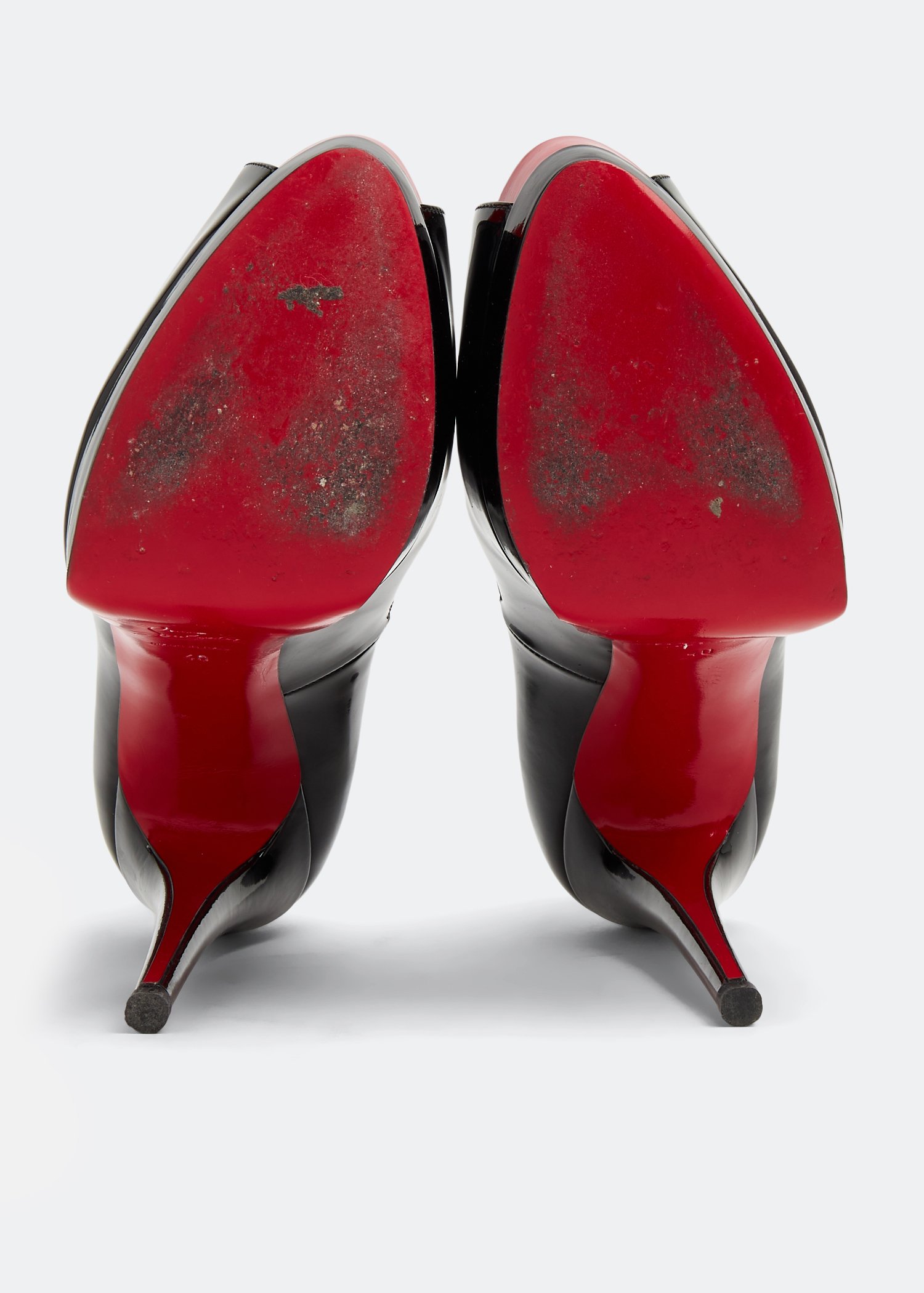 Christian louboutin palais royal hot sale peep toe platform pumps