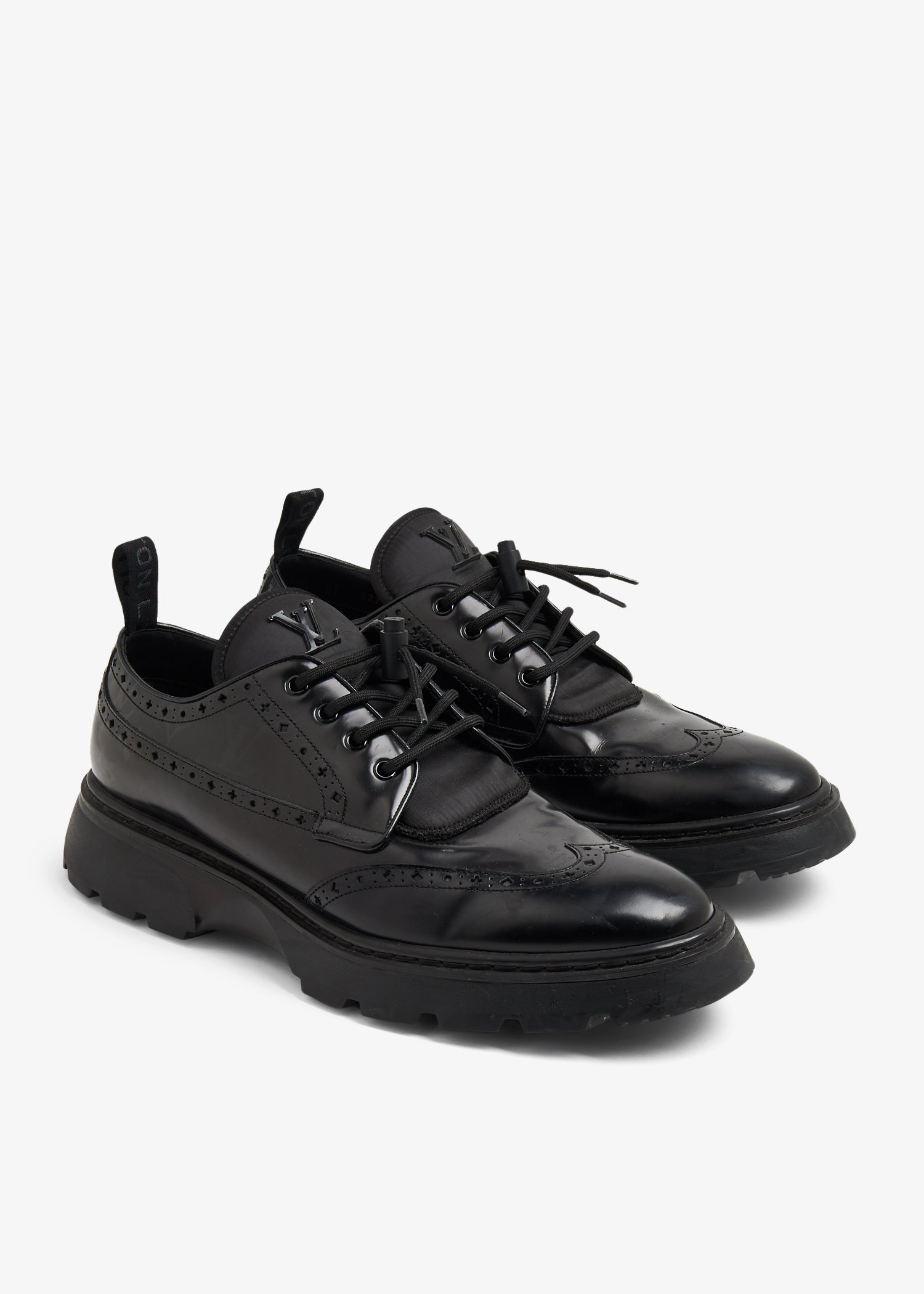 

Lace-up Derby shoes, Black