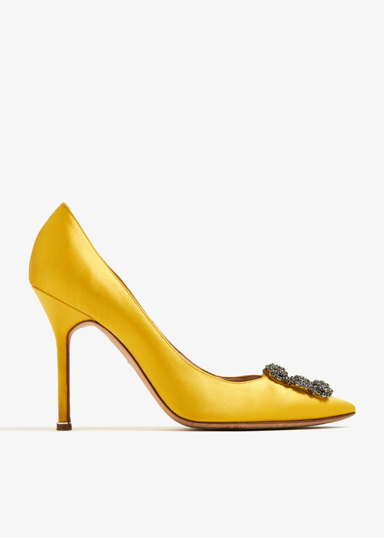 

Hangisi satin pumps, Yellow