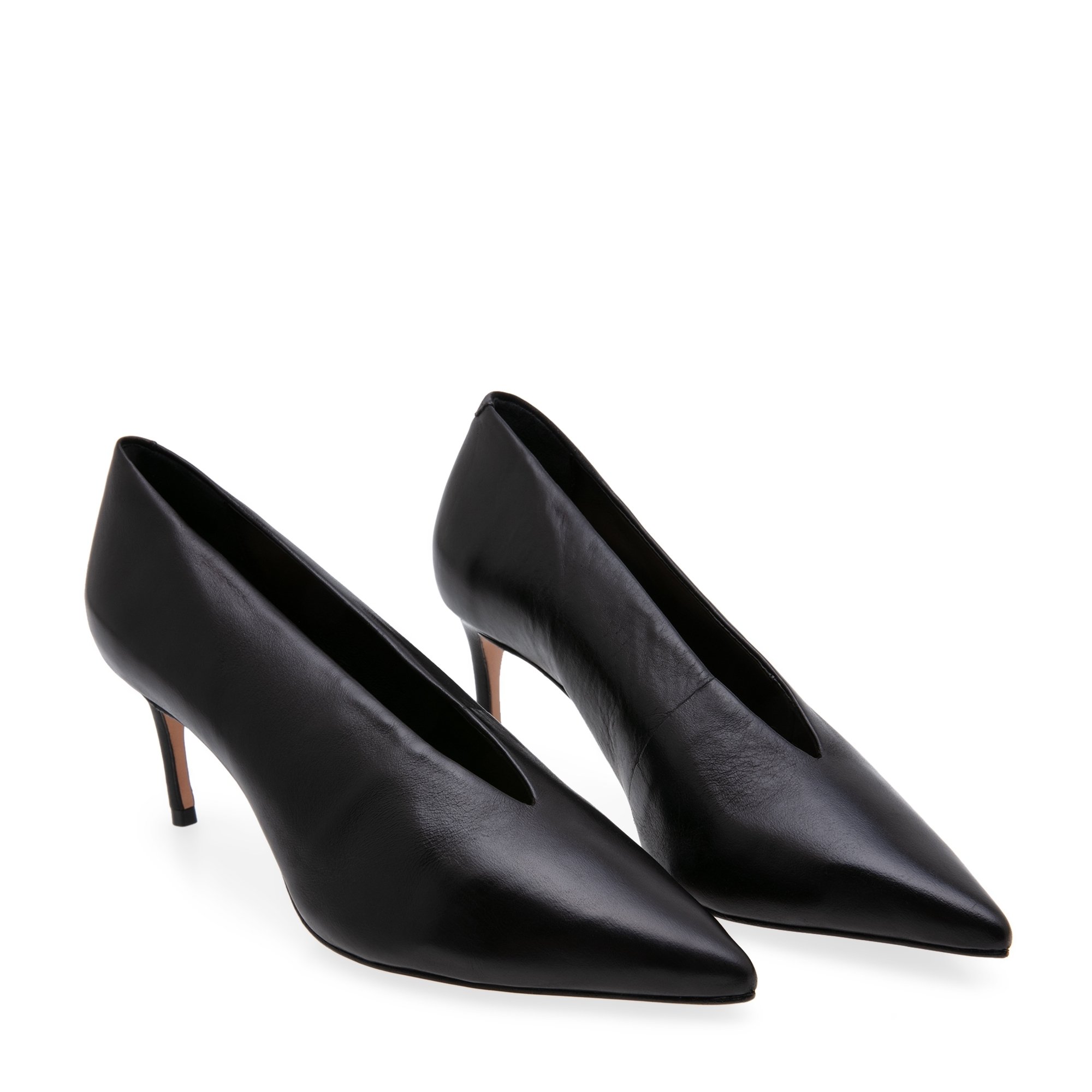 

Pointed-toe pumps, Black