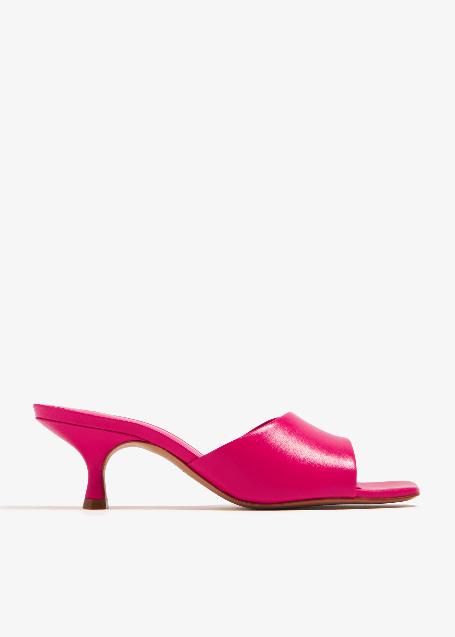 

Dethalia sandals, Pink