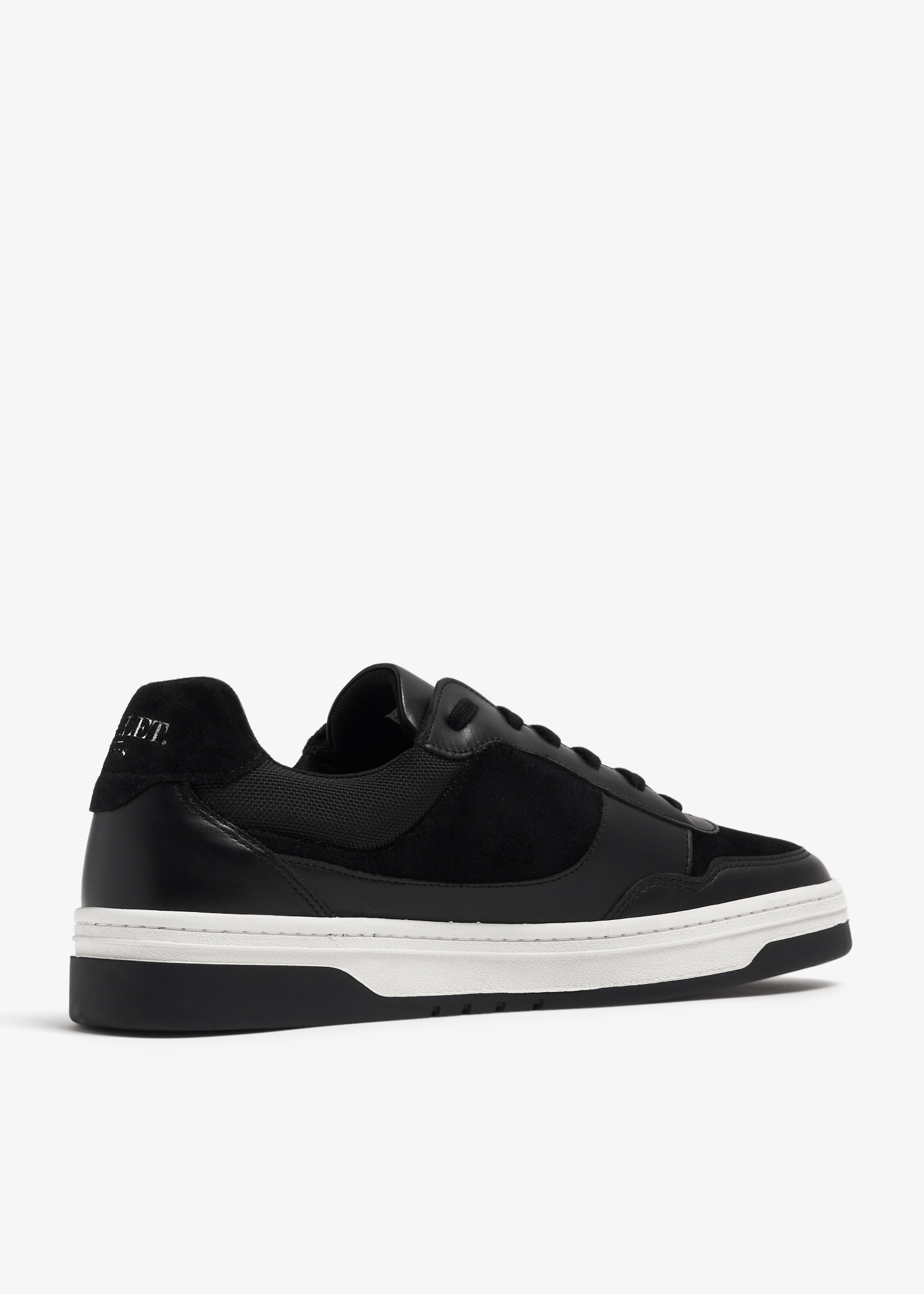 Mallet Bennet Black sneakers for Men - Black in UAE