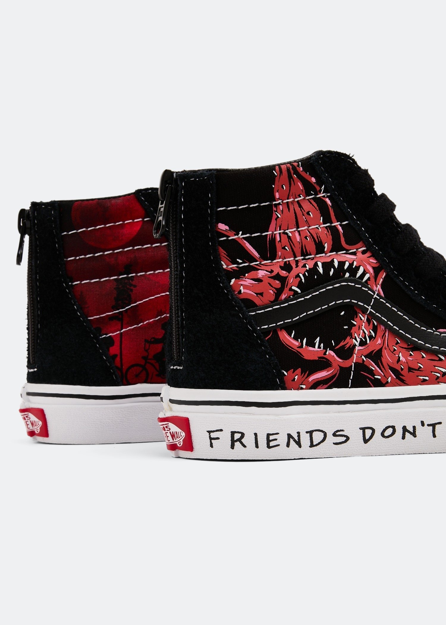 

x Stranger Things SK8-Hi sneakers, Black