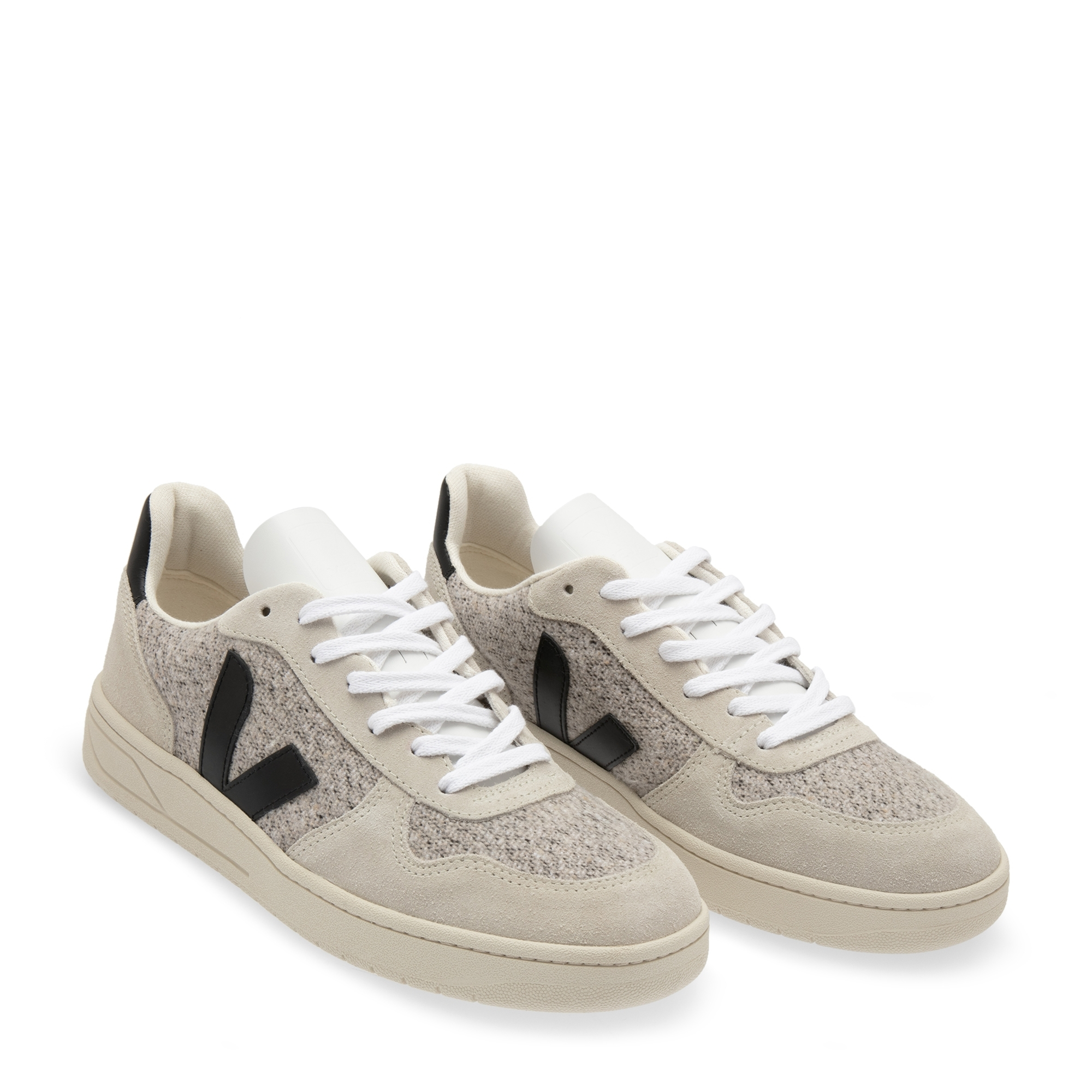 

V-10 low top sneakers, Grey