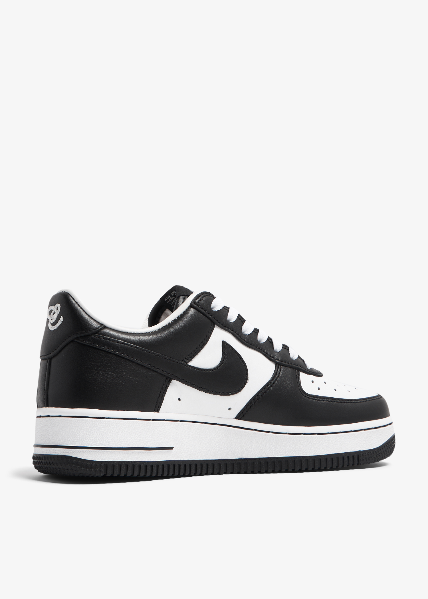 Nike x Terror Squad Air Force 1 sneakers for Women - Black in Oman