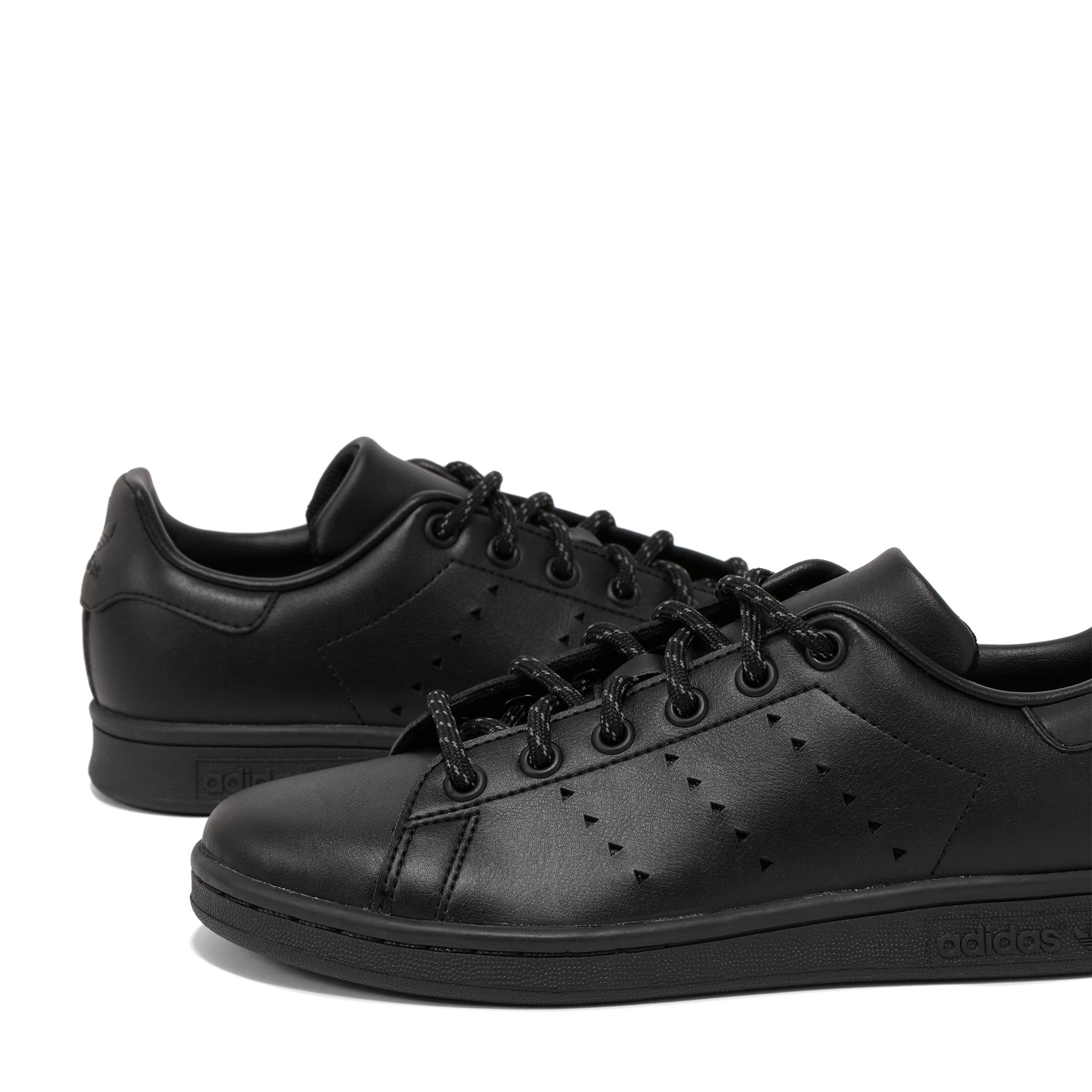 Pharrell williams outlet stan smith shoes