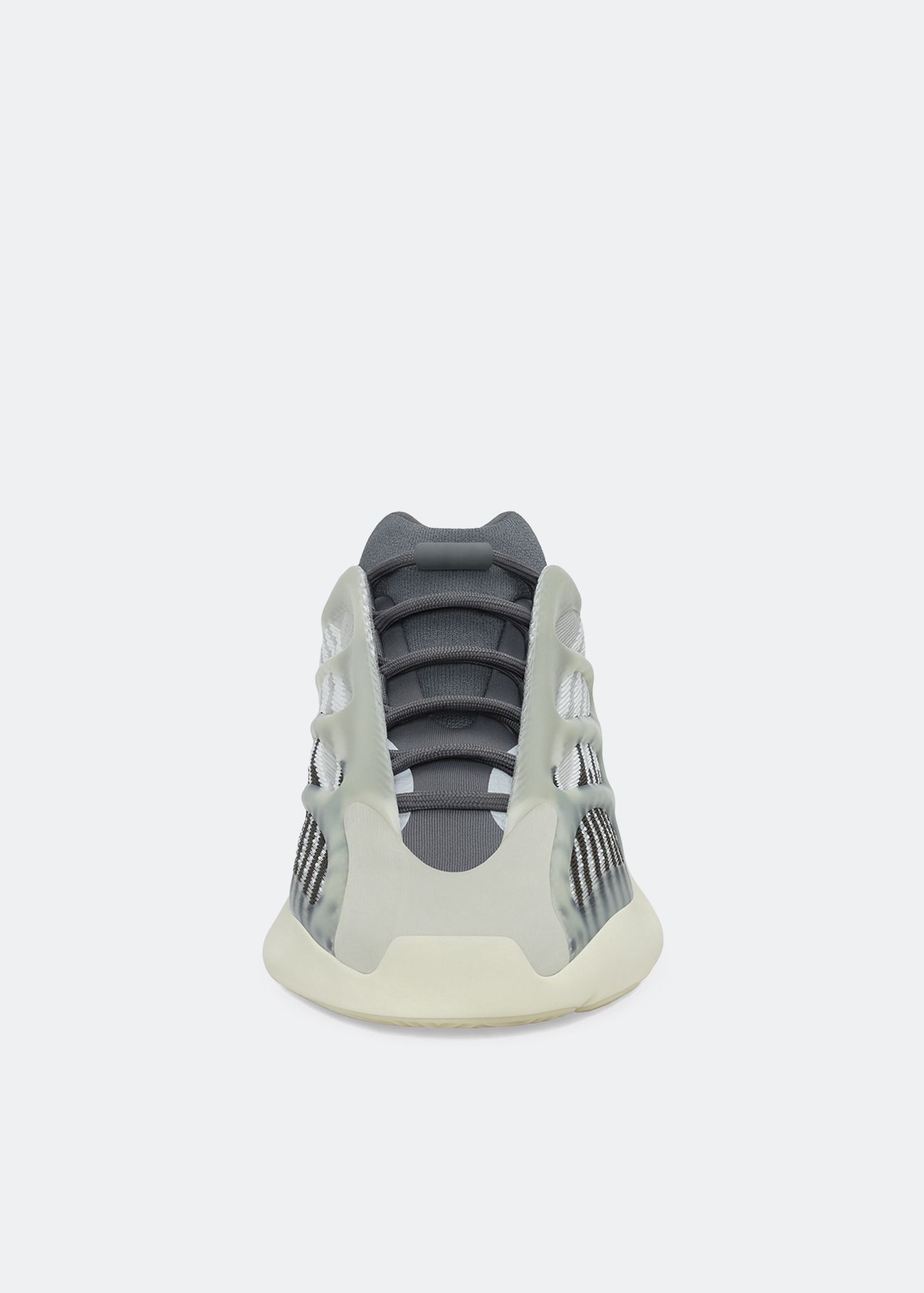 

YZY 700 V3 FADE SALT, Grey