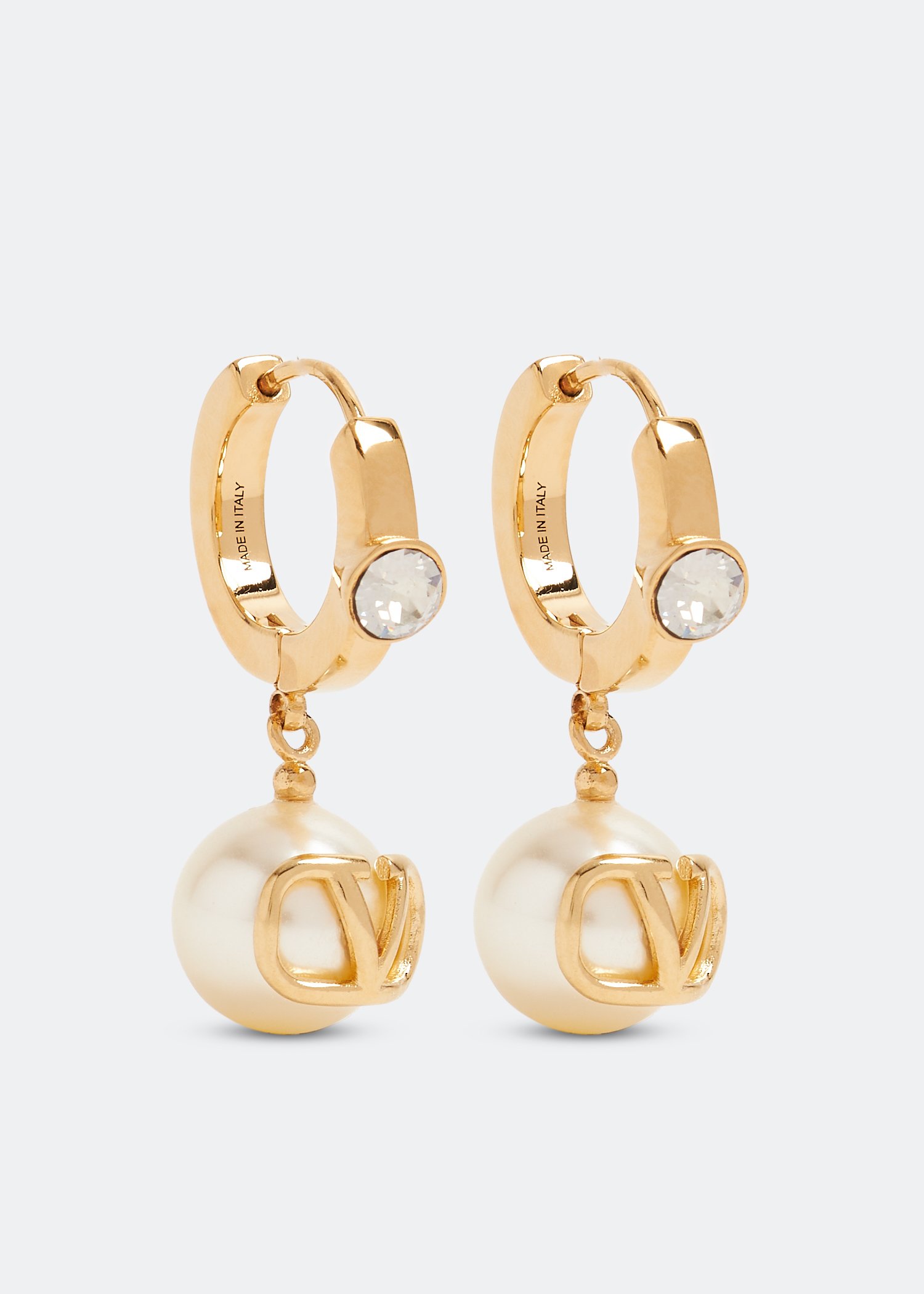 

VLogo Signature pearl earrings, Gold