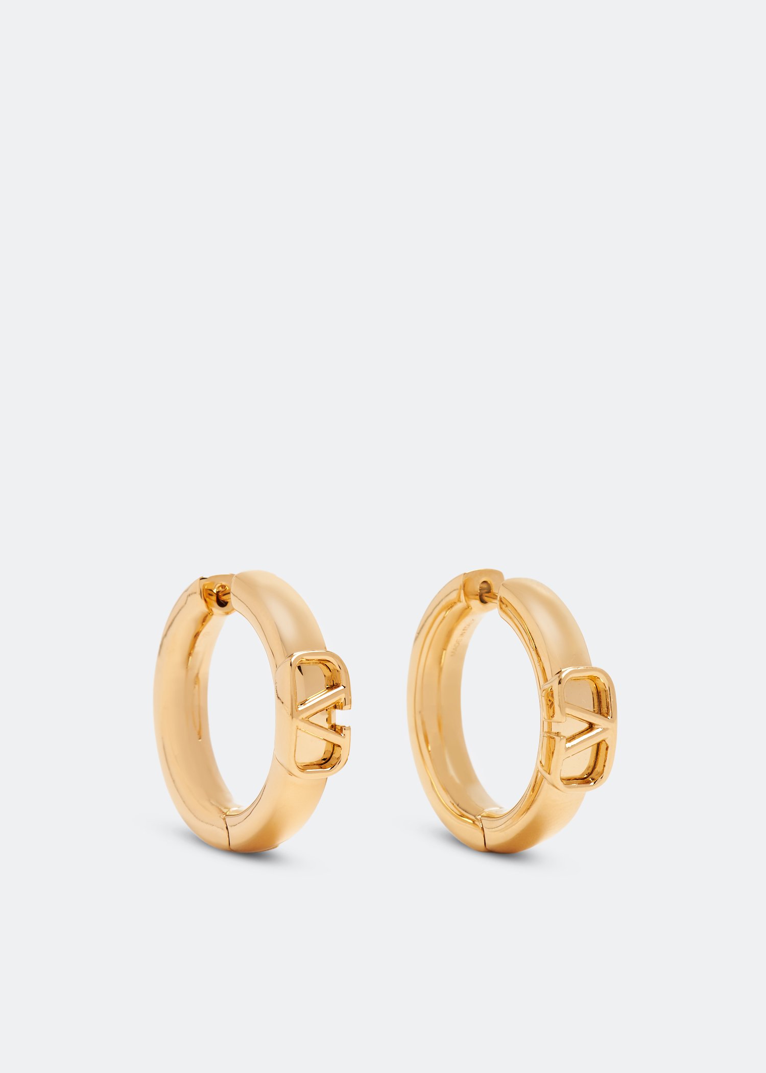 

Mini VLogo Signature earrings, Gold