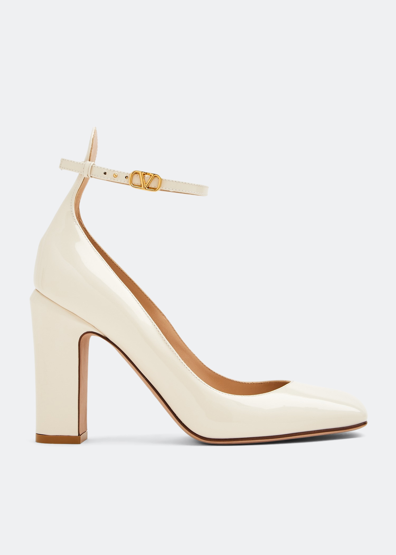 

Tan-Go pumps, White