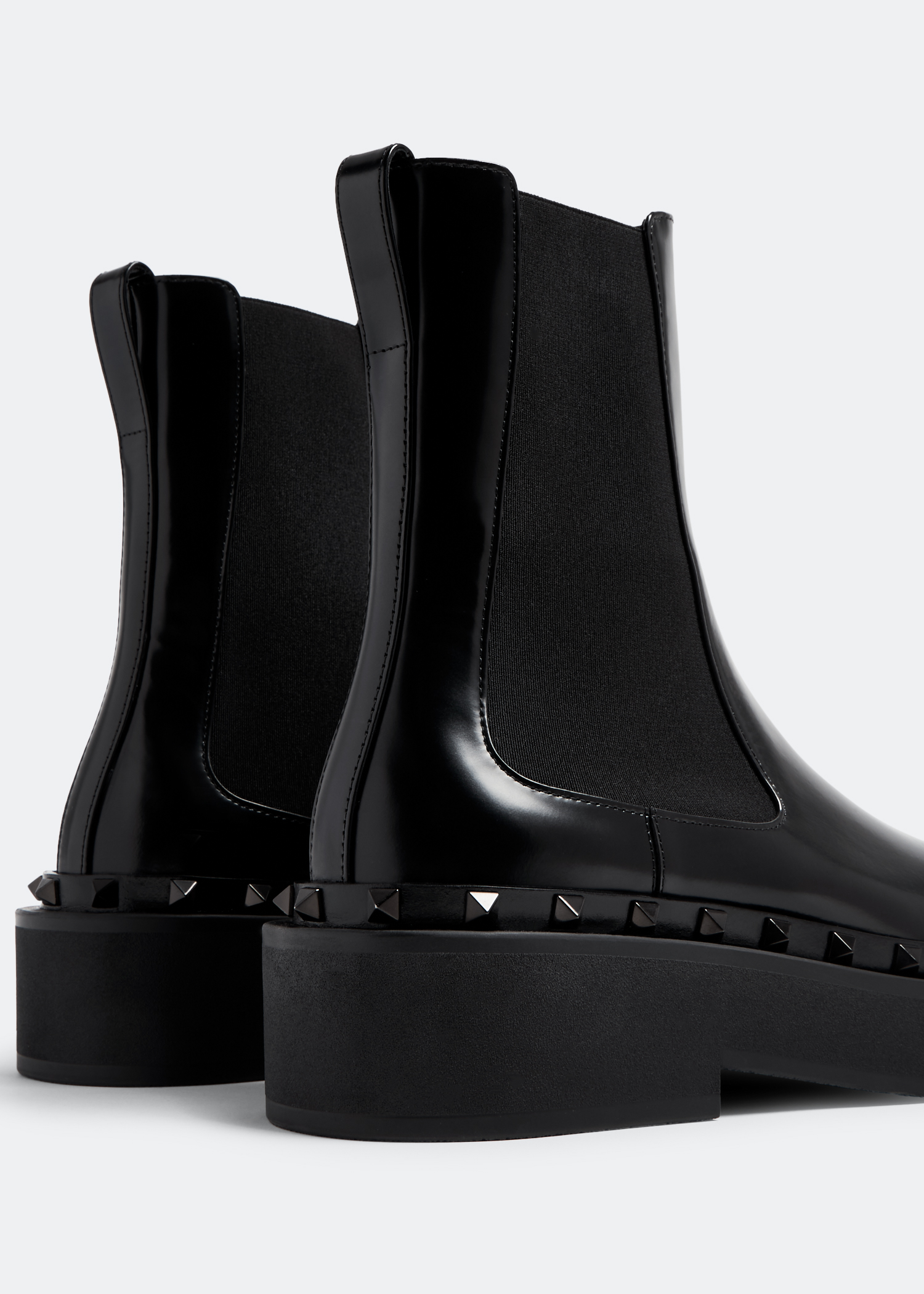 Valentino rockstud 2025 beatle boot