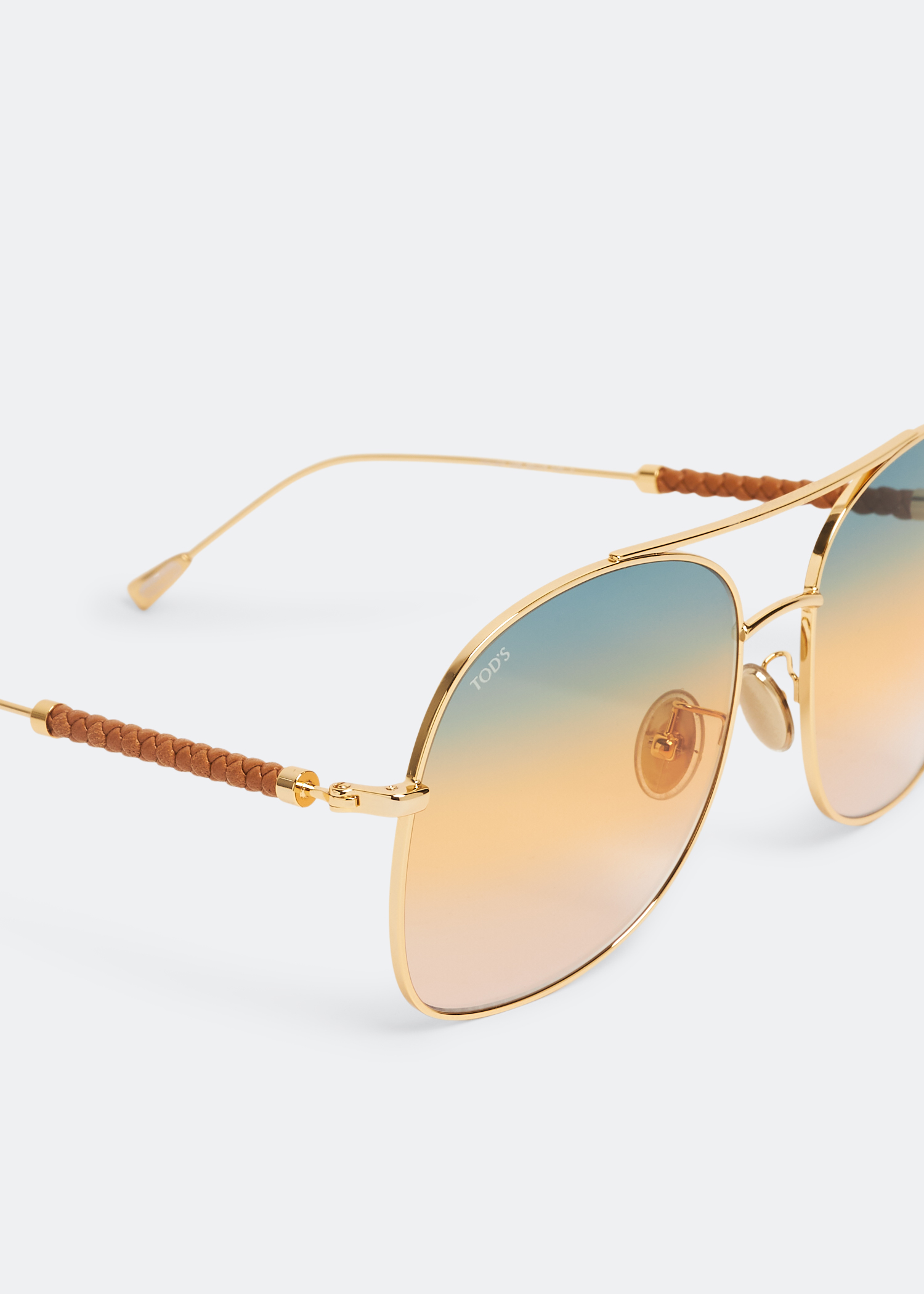 

Aviator sunglasses, Gold