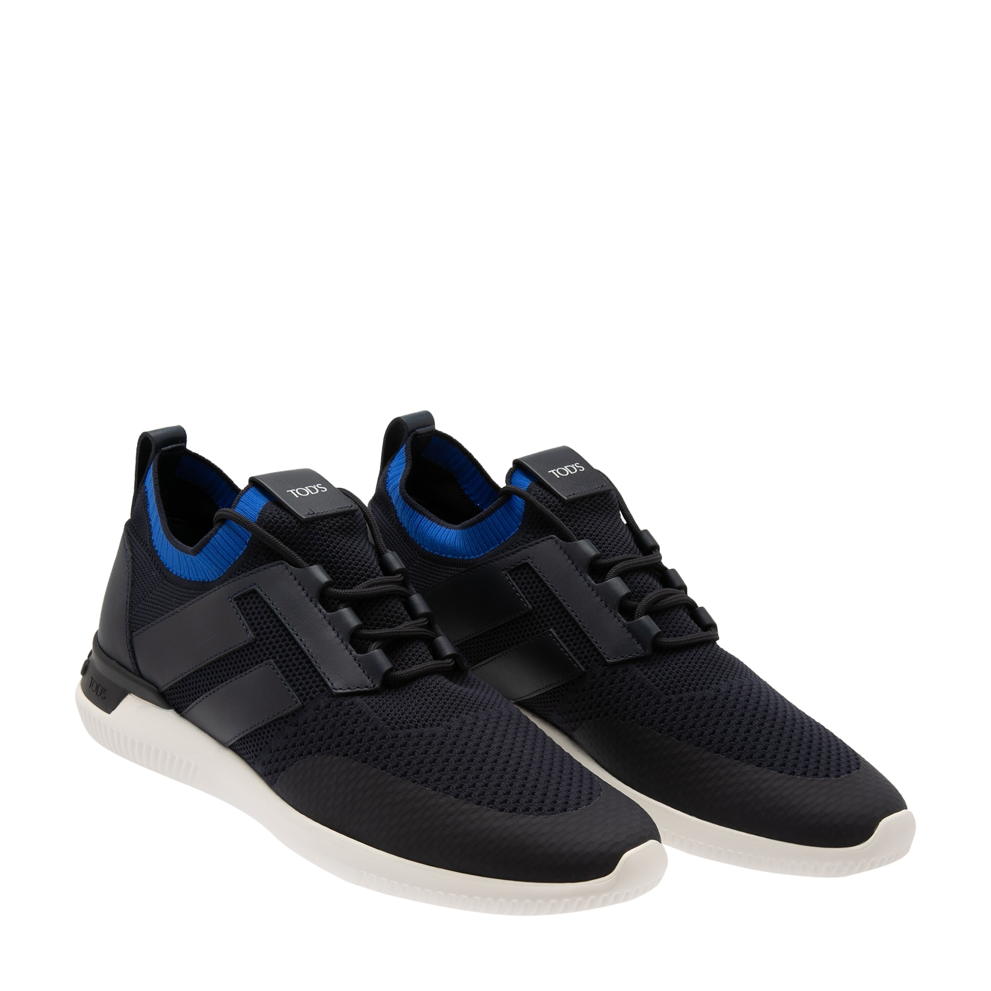 

Hi-tech sneakers, Black