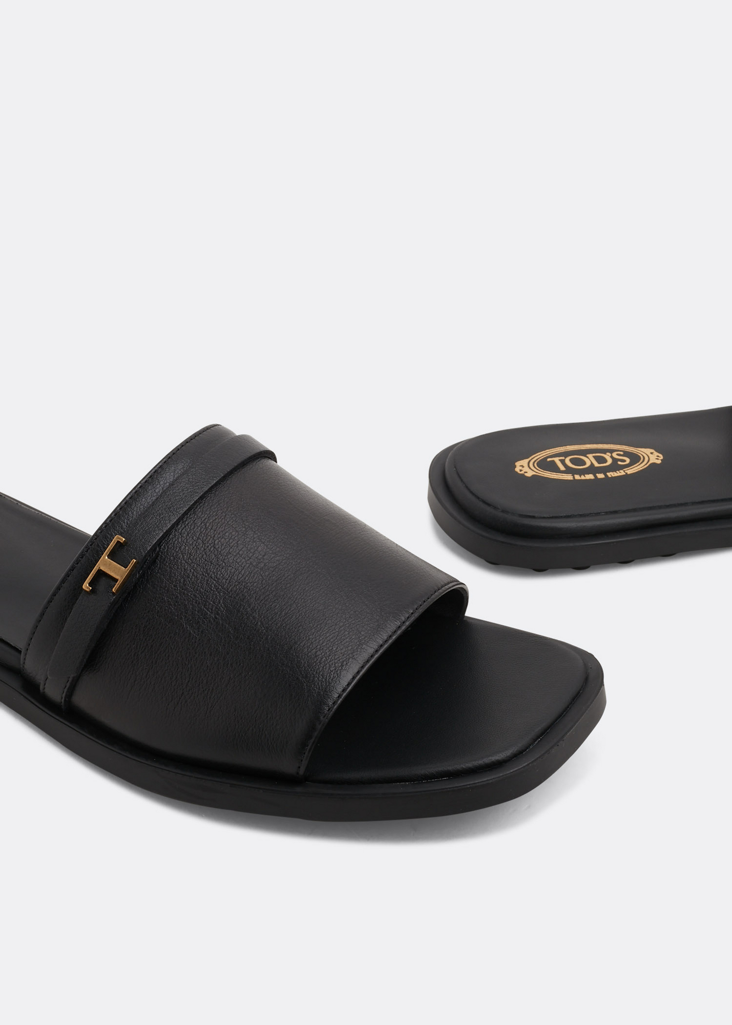 

Leather sandals, Black