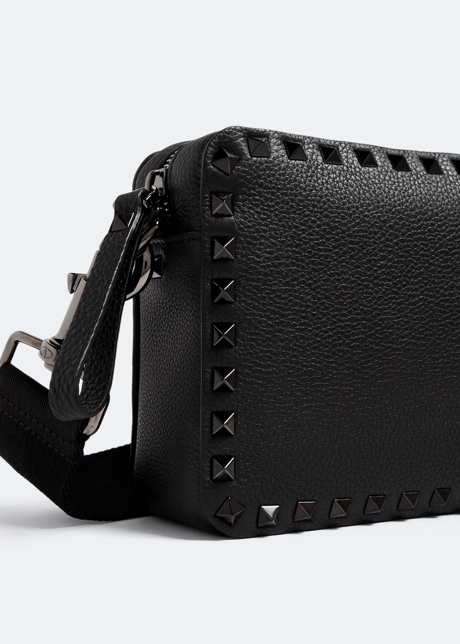 Valentino rockstud 2024 camera bag black